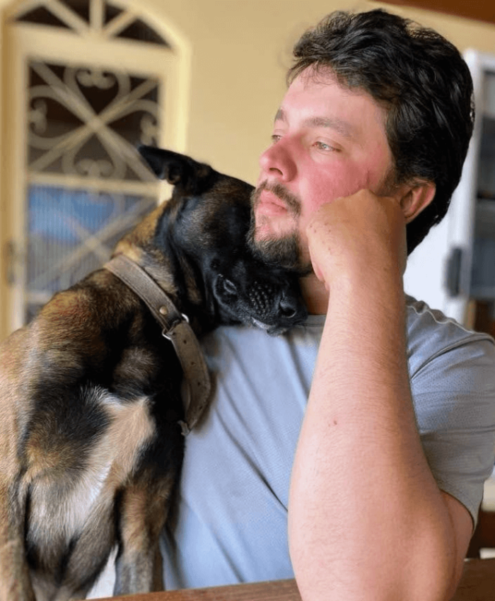 Eles, o rapaz e o cachorro